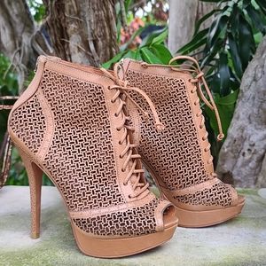 Schutz tan leather peeptoe lazer cut heeled ankle bootie